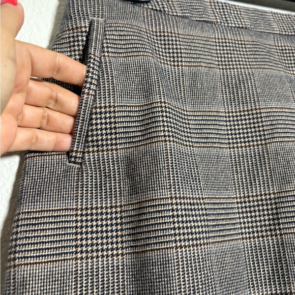 L.L. Bean Cotton Brown Plaid A-Line Mini Skirt with Pockets, Side Buckle Detail - Picture 2 of 13